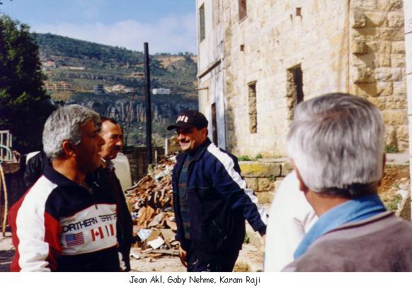 صور من دفون