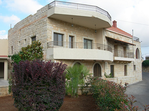 صور من دفون